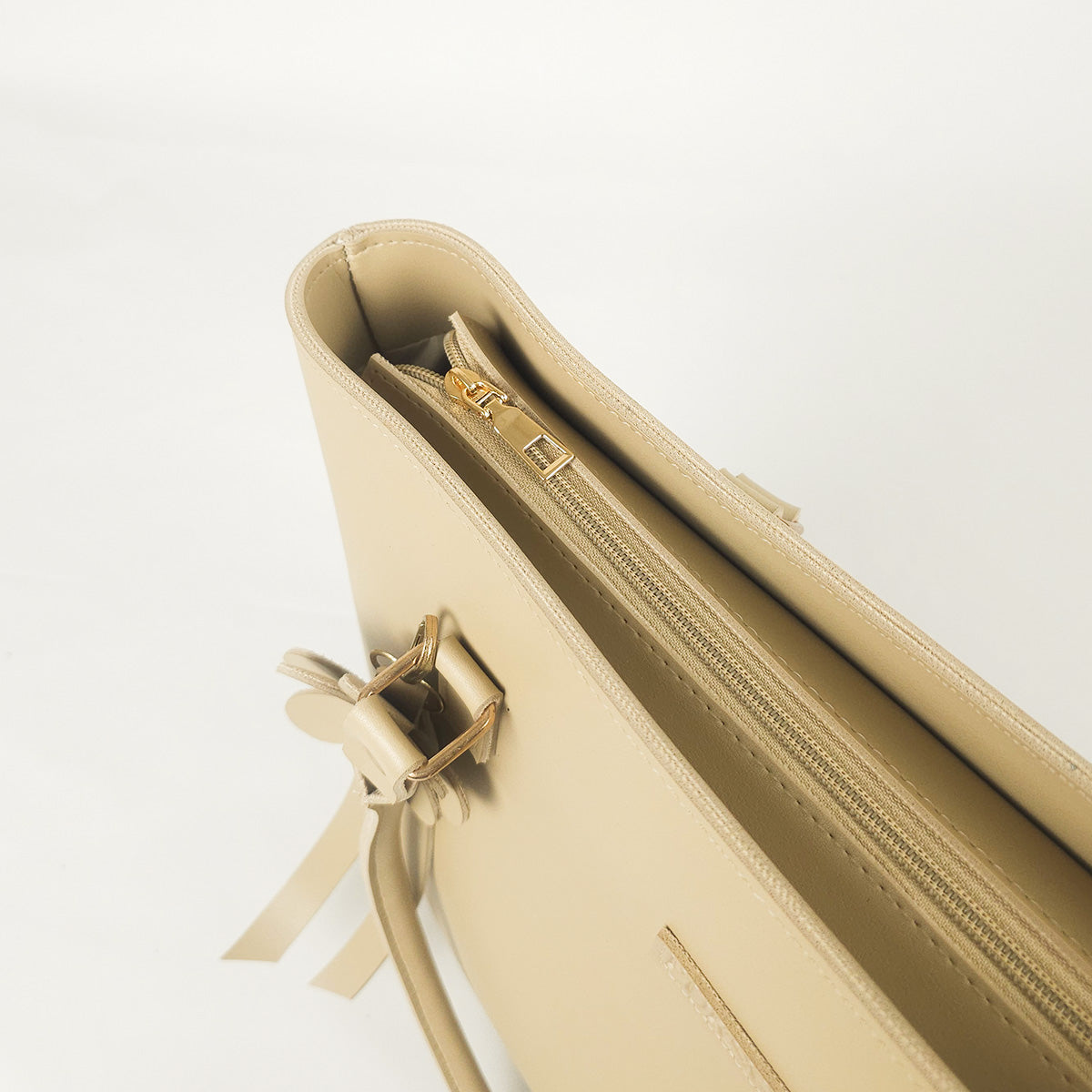 Core Work Tote – Beige