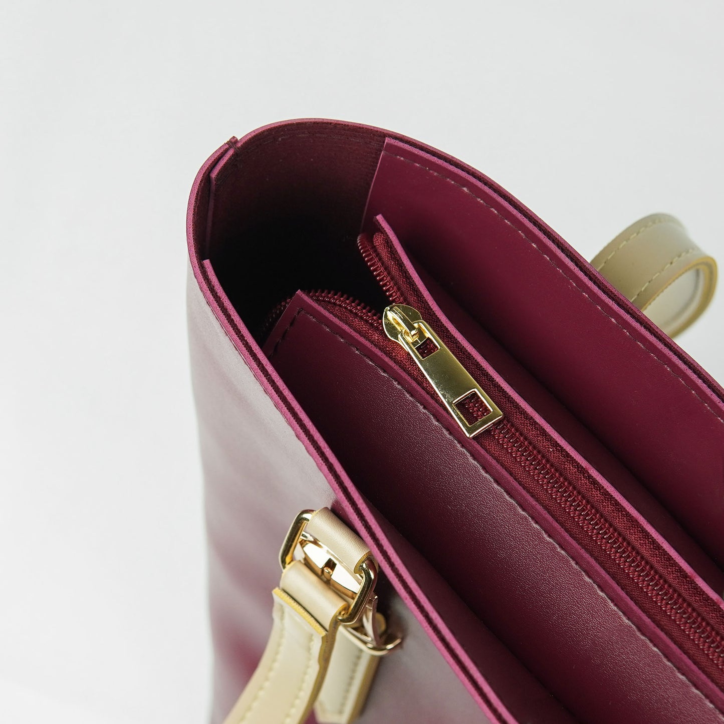 Paseo Tote Bag Maroon